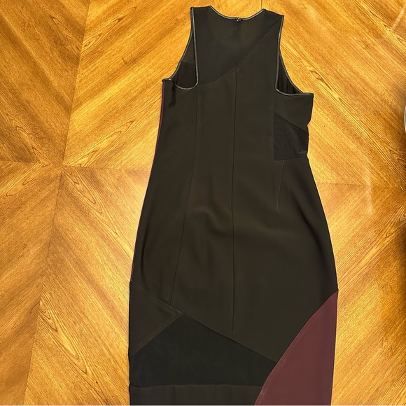 Yigal Azrouel Black Burgundy Stretch Knit Mesh Patch Detail Mid Dress, Size 8 - Picture 12 of 13